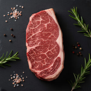 Entrecôte de bœuf coupée en tranche moyenne