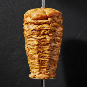 Kebab de haut de cuisse de poulet mariné sauce masala non piquante